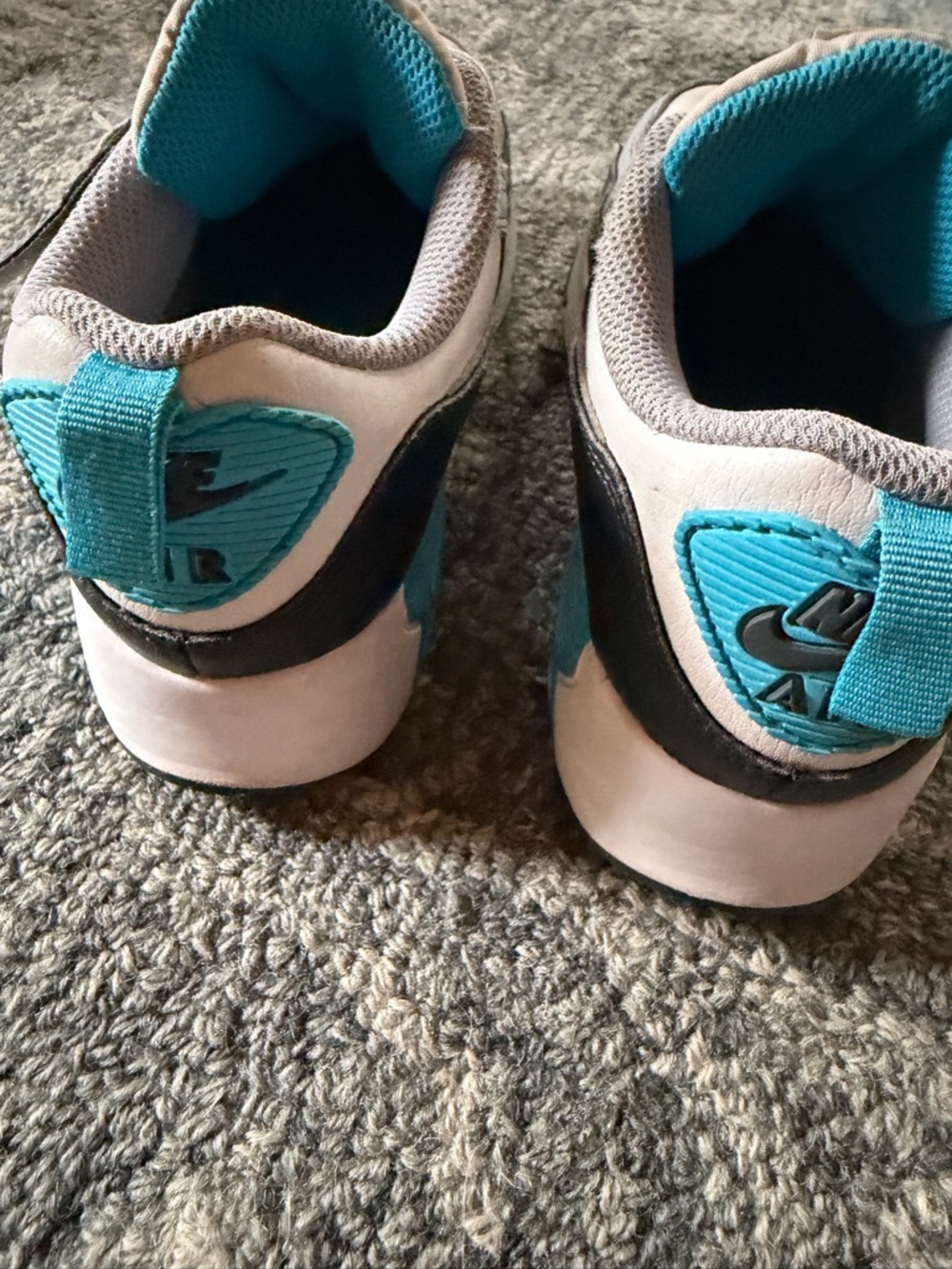 Nike Air Max 90 in White, Gray, Black & Teal Blue - Picture 4 of 7